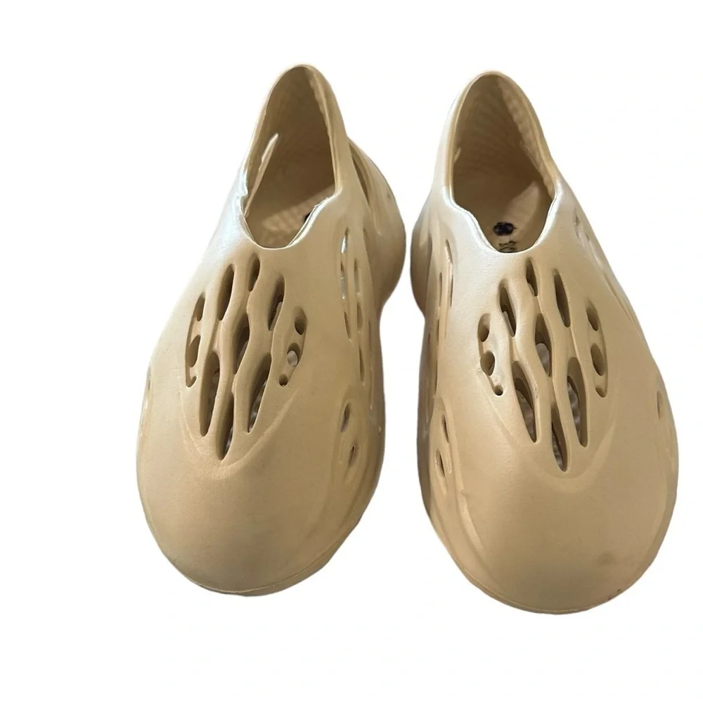 Bon-Joll Foam Runner men's size 6(39) tan